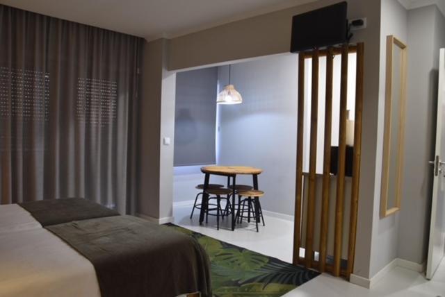 Bus Station Suites & Studios كويمبرا المظهر الخارجي الصورة